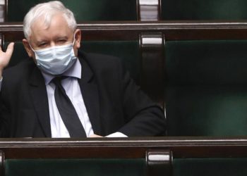 AB’nin baskısı artınca Polonya geri adım attı; hakimler yasasını değiştirme sözü verdi