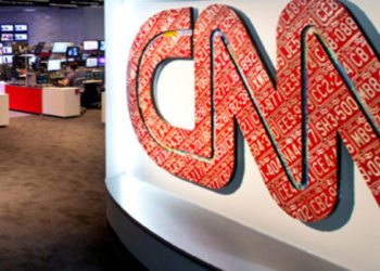 CNN, aşı olmadıkları gerekçesiyle 3 çalışanını kovdu