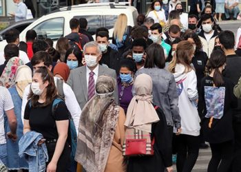 21 bin 372 kişinin testi pozitif çıktı, 157 kişi hayatını kaybetti