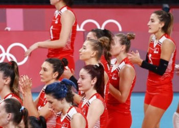 A Milli Kadın Voleybol Takımı, Olimpiyatlar'a veda etti: "Bu zor günlerde bize mutluluk yaşattınız"