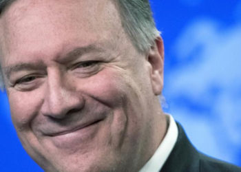 ABD, Japonya'nın Mike Pompeo'ya hediye ettiği viskiyi arıyor