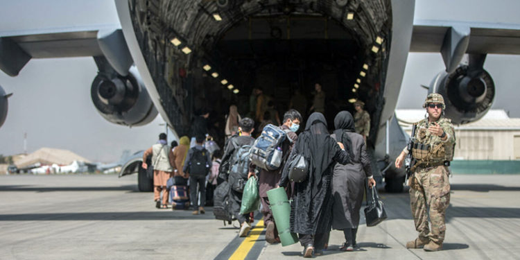 ABD'nin Afganistan'dan tahliye ettiği kişi sayısı 116 bin 700'e yükseldi
