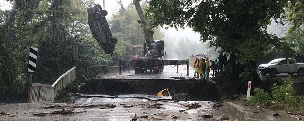 AFAD: Kastamonu'da selde 6 kişi hayatını kaybetti, 11 valilik teyakkuza geçirildi