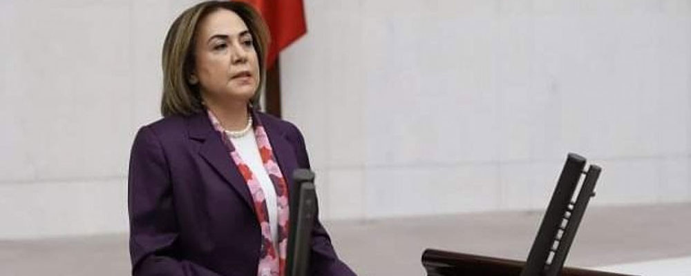 AKP Mersin Milletvekili Zeynep Gül Yılmaz: Sarf ettiğim sözlerden dolayı milletimizden özür diliyorum