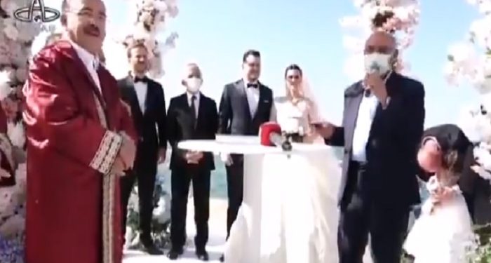 AKP milletvekilinden Erdoğan’a peygamber benzetmesi