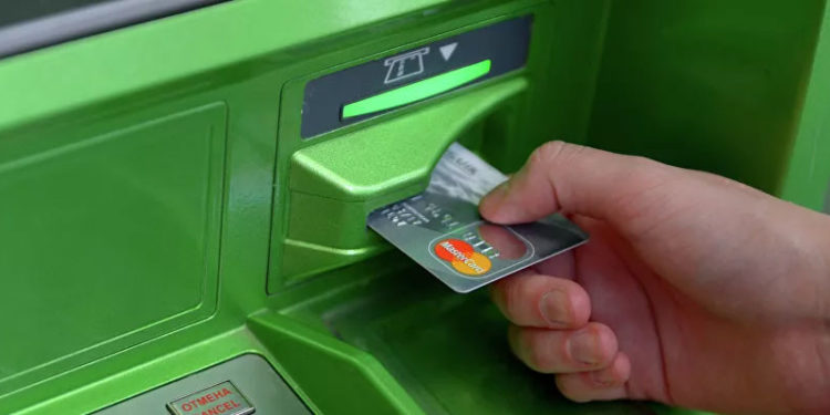 ATM'lerde işlem ücreti tavanı 4 TL'ye yükseldi