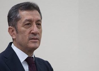 Affını isteyen Milli Eğitim Bakanı Ziya Selçuk görevden alındı