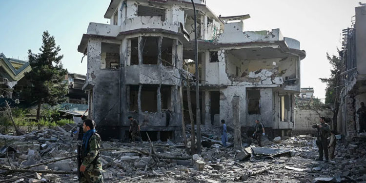 Afganistan'da 9 vilayet merkezi Taliban'ın elinde