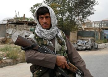 "Afganistan'da LGBTİ+ bireyler tehdit altında"; ülkeden kaçmaya çalışan eşcinsel birey, Taliban tarafından hedef alındı