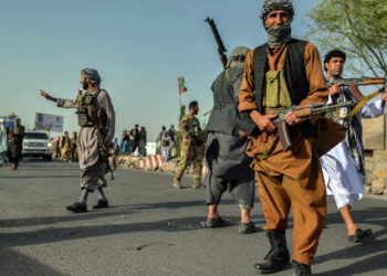 Afganistan'da Taliban, Kunduz vilayet merkezinin bazı bölgelerini ele geçirdi: 11 ölü, 41 yaralı