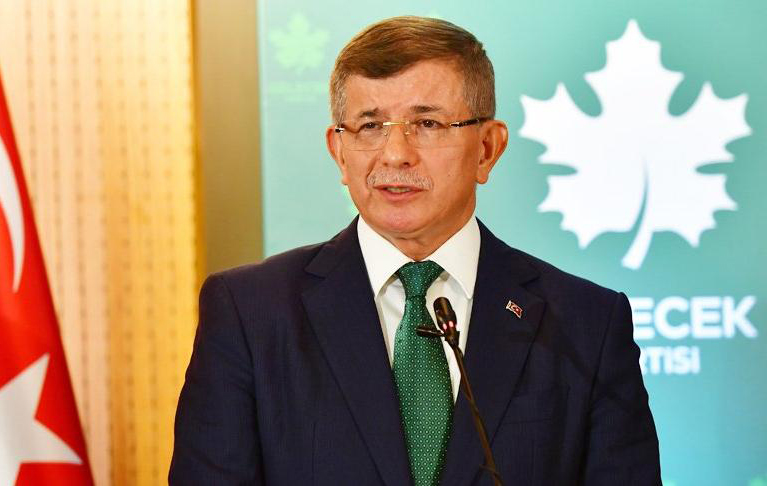 Ahmet Davutoğlu’nun açıklamaları merak uyandırdı: O bürokrat kim?