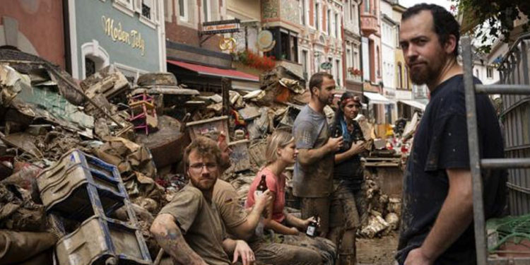 Almanya, sel felaketinin yaralarını sarmak için 30 milyar euro bütçe ayırdı