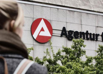 Almanya'da istihdam piyasasında "güçlü" toparlanma beklentisi