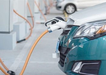Almanya’da 2030'e kadar trafiğe yeni çıkacak araçların yüzde 80’inin elektrikli olması bekleniyor