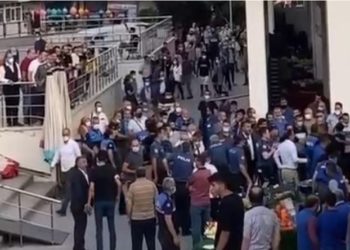 Ankara’da ‘ezik şeftali’ kavgası: 4 yaralı, 13 gözaltı