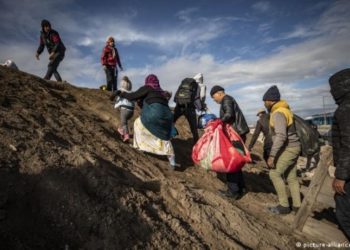 Arnavutluk, ABD'ye gidecek Afgan sığınmacılar i&ccedil;in transit &uuml;lke olmayı kabul etti