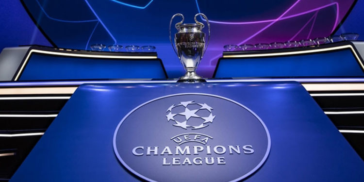 Avrupa futbolunda 2020-21 sezonunun en iyileri, İstanbul'daki törenle ödüllerini aldı