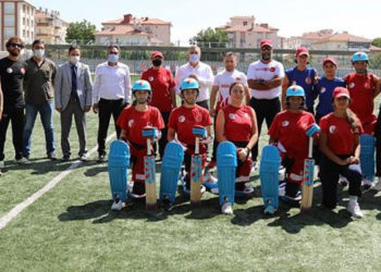 Bakanlık onayı alamayan Türkiye Kadın Kriket Milli Takımı, Avrupa elemelerinden çekildi