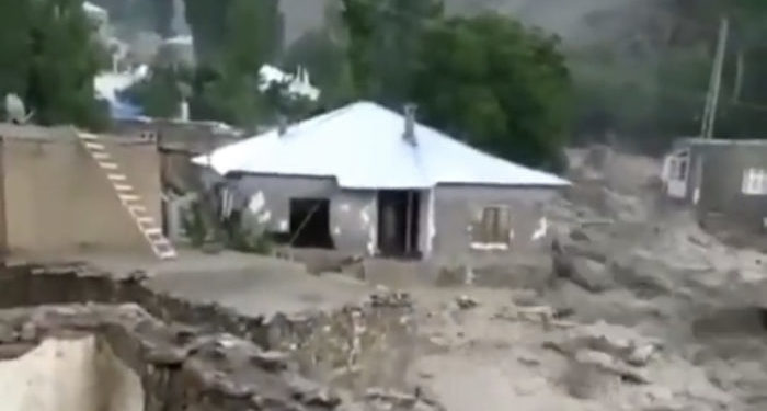 Başkale’de sel felaketi; Yetkililer nerede?