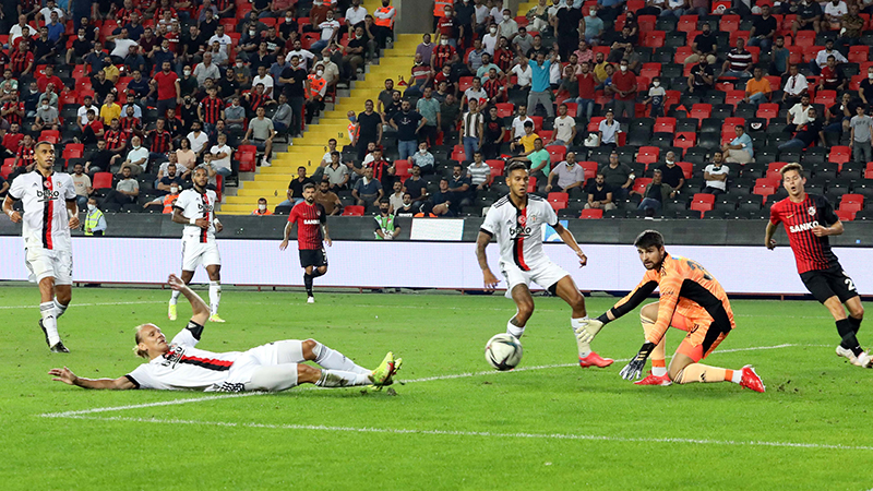 Beşiktaş, Gaziantep'te galibiyete hasret