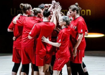 Belçika'da Kadın Basketbol Milli Takımı hakkında homofobik ve cinsiyetçi ifadeler kullanan yorumcuya ekran yasağı