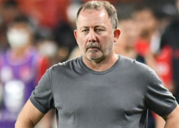 Beşiktaş Teknik Direktörü Sergen Yalçın: N'Sakala'nın herhangi sorunu ve sıkıntısı yok