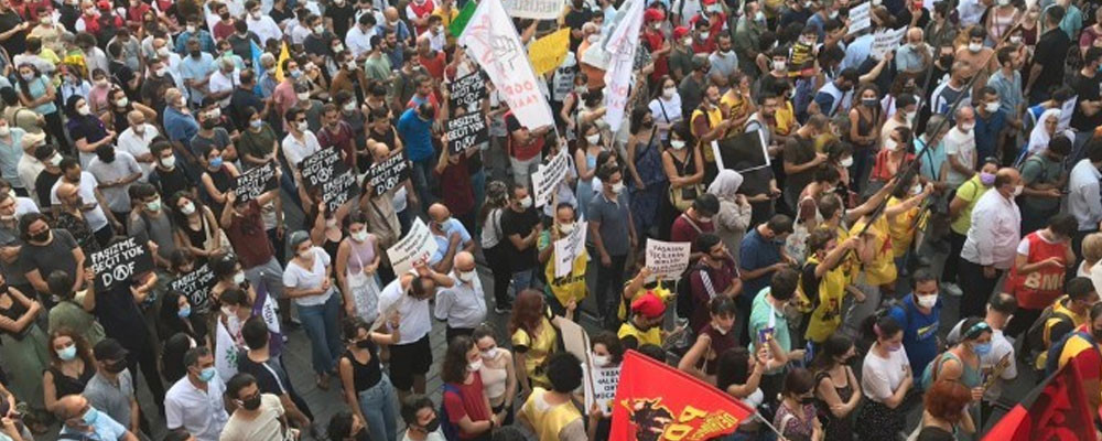 Binlerce kişi Taksim’den haykırdı: Faşizme karşı omuz omuza