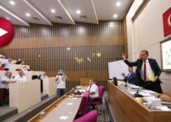 Bir &ccedil;ay fırlatma da Bolu Belediye Başkanı Tanju &Ouml;zcan&rsquo;dan