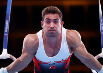 Cimnastik halka aletinde İbrahim Çolak 5., Adem Asil 7. oldu