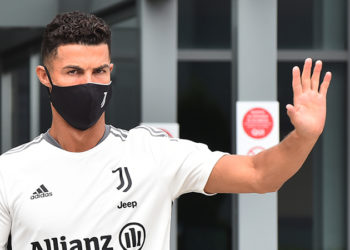 Cristiano Ronaldo, transfer haberlerine yanıt verdi; Real Madrid taraftarına seslendi