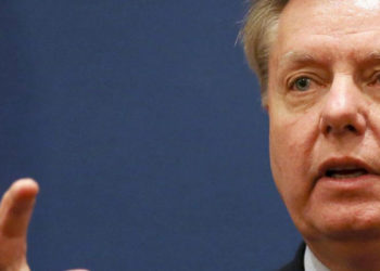 Cumhuriyetçi senatör: Biden Afganistan'daki dostlarımızı tahliye etmezse azledilmeli