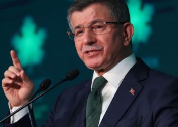 Davutoğlu: AK Parti i&ccedil;in y&uuml;zde 30 hayal