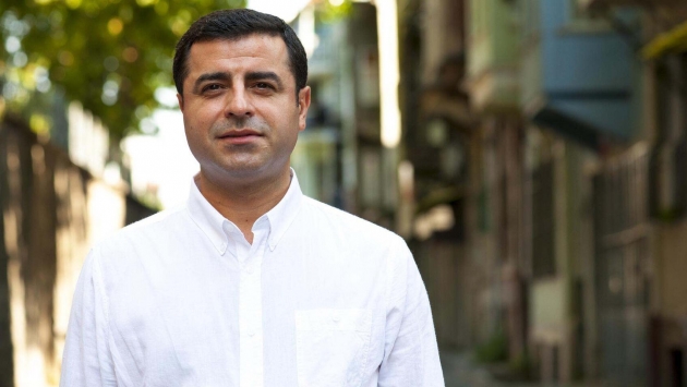 Demirtaş: Nefret diline prim vermeyin, boyun da eğmeyin