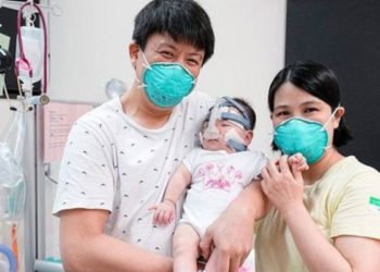 'Dünyanın en küçük bebeği' 13 aylık tedavinin ardından hastaneden taburcu oldu