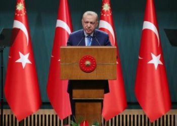 Erdoğan: Zorunlu PCR testi uygulamalarını devreye alacağız