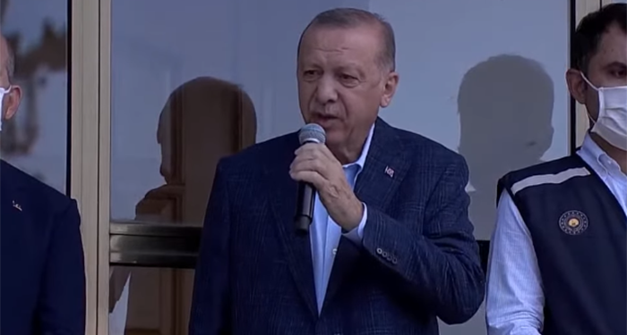 Erdoğan, felaket bölgesinde konuştu: Ülkemizi parlak bir gelecek bekliyor
