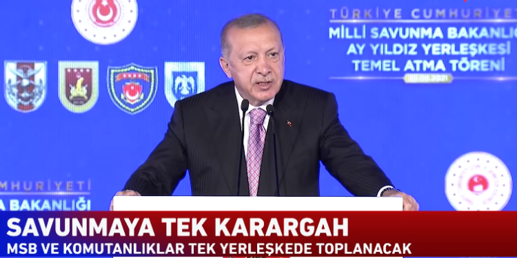 Erdoğan, temel atma töreninde konuştu: Düşmana korku, dosta güven veren bir bina yapacağız