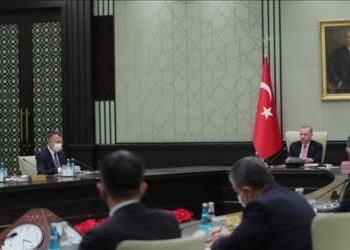 Ertelenmişti: Kabine salgın g&uuml;ndemiyle toplanıyor