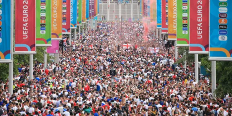 Euro 2020, Britanya'da 9 binden fazla Koronavirüs vakasına sebep olmuş
