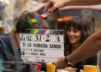 Eşcinsel karakter nedeniyle Türkiye'de çekilememişti; senaryosunu Ece Yörenç'in yazdığı Netflix İspanya dizisi, Türkiye dahil 190 ülkede yayınlanacak