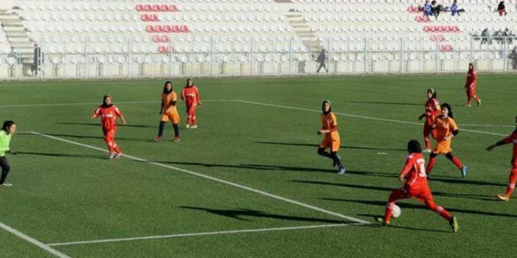 FIFA'dan Afganistan'daki kadın futbolcuların tahliyesi için çağrı