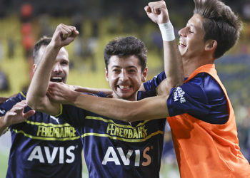 Fenerbahçe, Muhammed Gümüşkaya'nın golüyle tur kapısını araladı