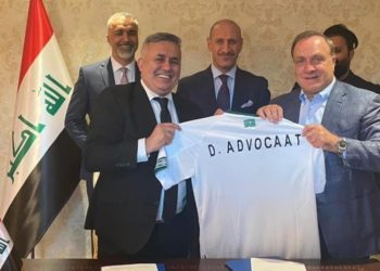 Fenerbahçe ve Hollanda Milli Takımı'nın eski hocası Dick Advocaat Irak ile anlaştı
