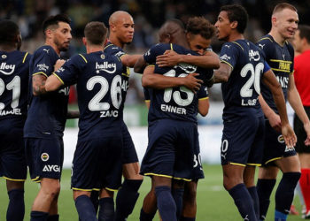 Fenerbahçe'nin Altay maçı ilk 11'i belli oldu