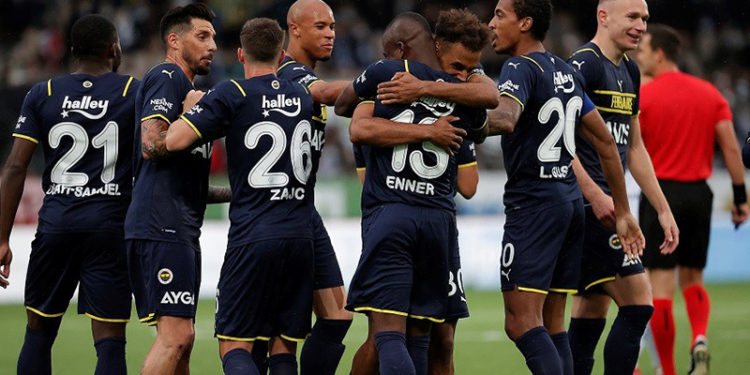 Fenerbahçe'nin Altay maçı ilk 11'i belli oldu