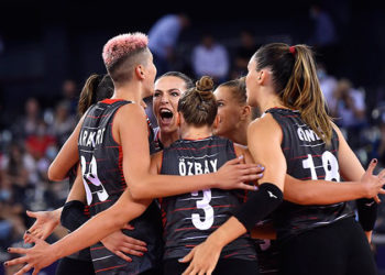 Finlandiya'yı 3-0'la geçen Türkiye, Avrupa Voleybol Şampiyonası'nda 4'te 4 yaptı