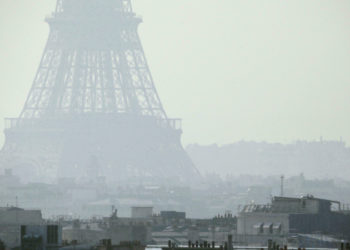 Fransa'da 'hava kirliliğiyle mücadele etmediği için' hükümete rekor ceza