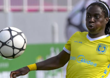 Futbolcu Tabitha Chawinga: Kadın olduğumu kanıtlamam için maç sırasında soyunmaya zorlamışlardı