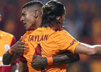 Galatasaray, UEFA Avrupa Ligi'nde gruplara kaldı