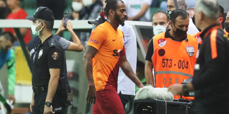 Galatasaray'da sarı kart cezası bulunan Marcao, Randers maçı kadrosuna alınmadı